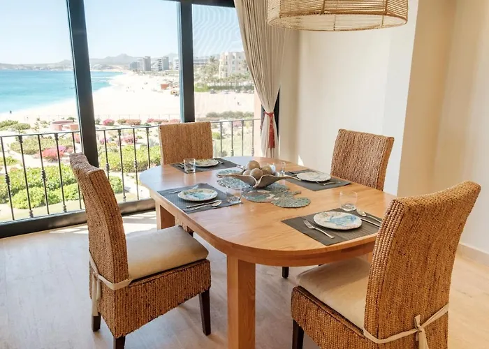 Amazing Beachfront Casa Del Mar Penthouse Apartment *